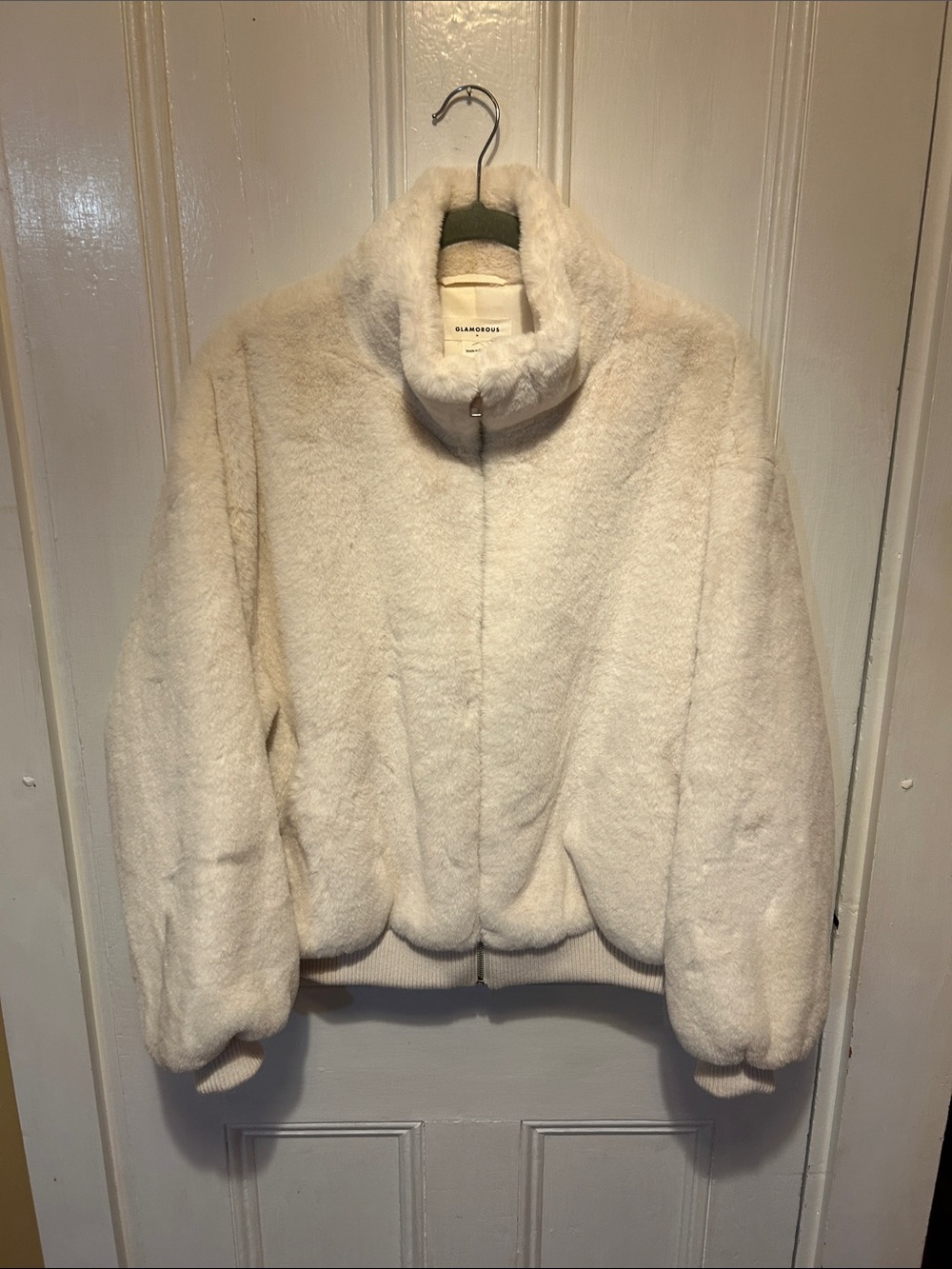 Glamorous‎ Cream Faux Fur Oversized Bomber Jacket Women’s Medium $239 MSRP